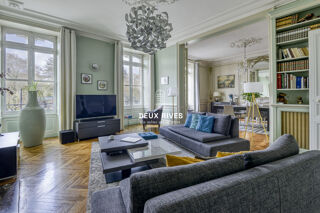  Appartement � vendre 5 pi�ces 230 m�