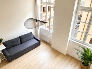  Appartement à louer 1 pièce 43 m²