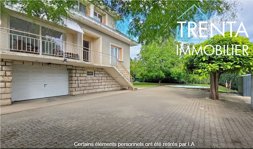 Vente Maison Maison de Caractère 163 m² 4 chambres avec piscine et terrain La tour-du-pin