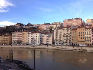 Appartement � louer 7 pi�ces 186 m� Lyon 05