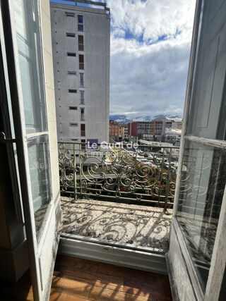  Immeuble  vendre 232 m