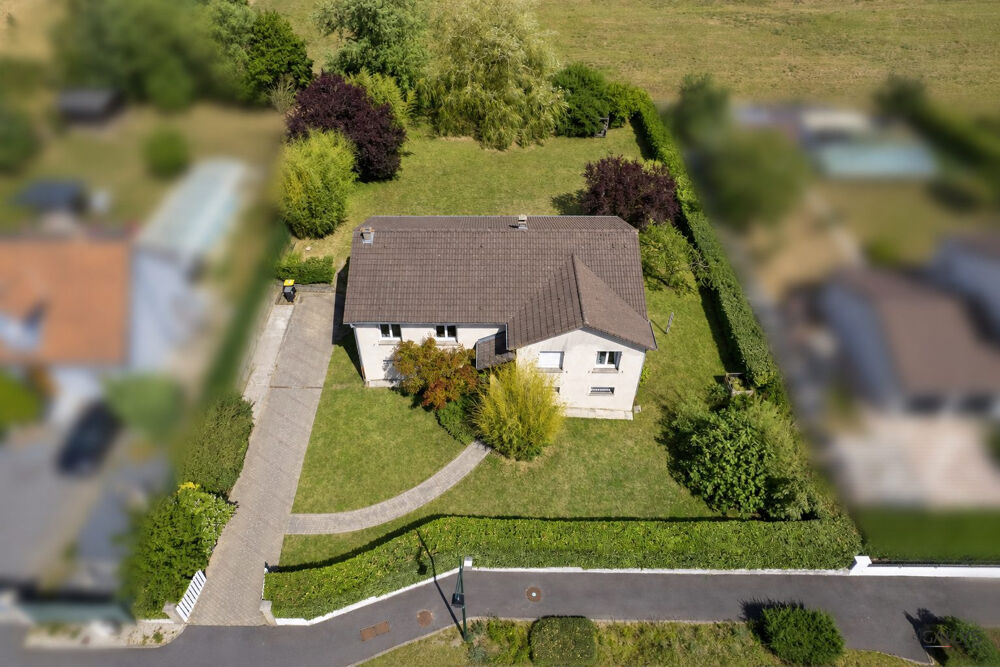 Maison individuelle sur terrain clos de 1500 m²