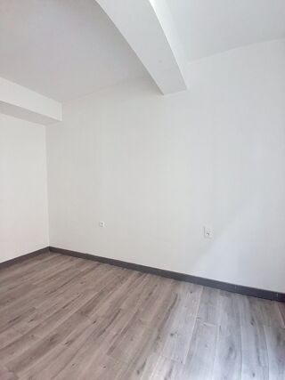 Appartement � louer 4 pi�ces 79 m�