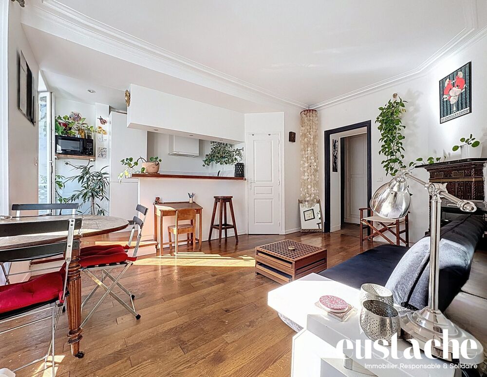 Vente Appartement Charmant 2 pièces en angle, lumineux et en étage, au pied de l Paris 18