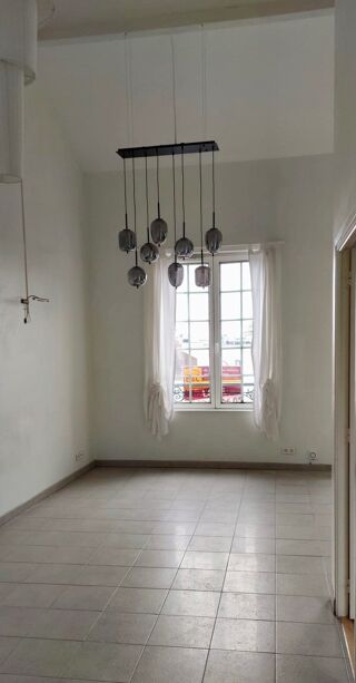  Appartement à louer 3 pièces 50 m²