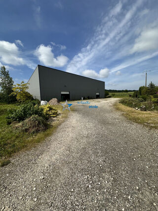  Immeuble � vendre 730 m�