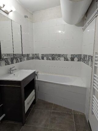  Appartement � louer 3 pi�ces 63 m�