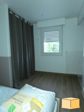  Appartement à louer 2 pièces 33 m²