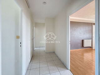  Appartement  vendre 3 pices 77 m
