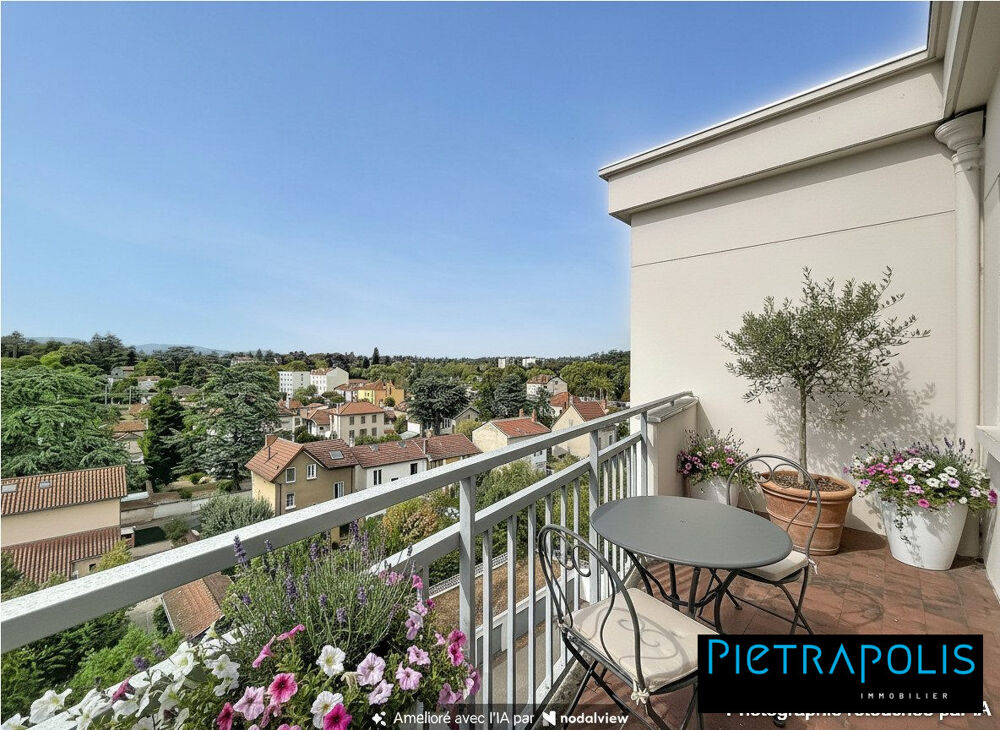Appartement T4 avec balcon, cave et garage, en étage élevé, ?