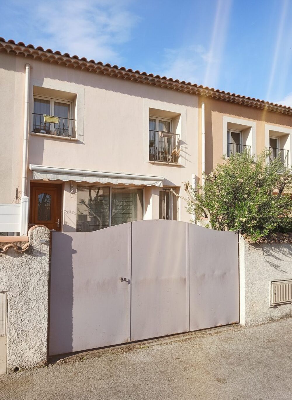 Maison individuelle type 4 sur 2 niveaux avec terrasse