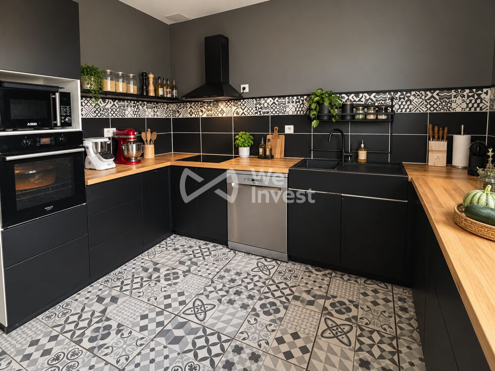? À VENDRE  Maison familiale 155 m² sur parcelle de 3 70