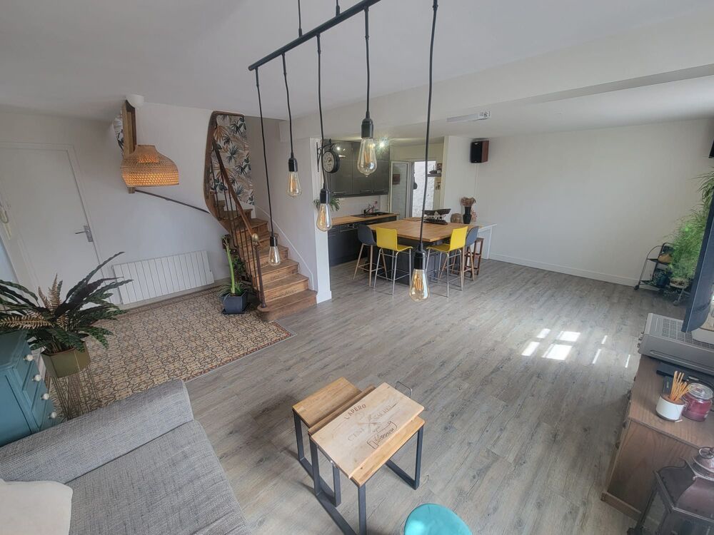 Vente Maison Maison à vendre SAINT CYR SOUS DOURDAN Saint cyr sous dourdan