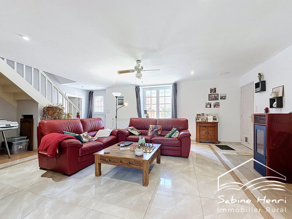 Vente Maison Corps de ferme sur 1,2 ha Montirat