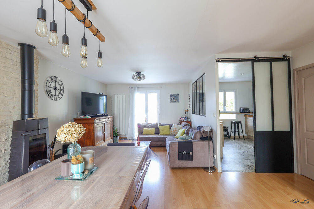 Vente Maison Maison avec piscine située au Chäteau D'Oléron Le château-d'oléron