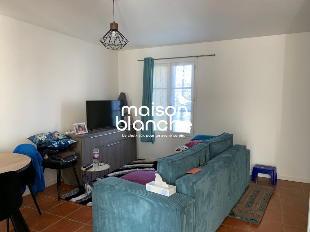 Vente Maison Maison avec parking et jardin privatif proche des commodités Courçon