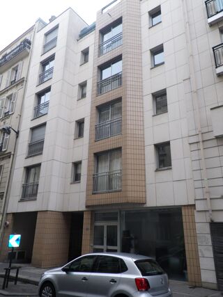  Parking / Garage à louer 12 m²