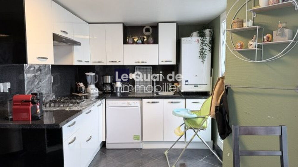 Vente Appartement Duplex T4 aux airs de maison de 141m2 Saint martin d heres