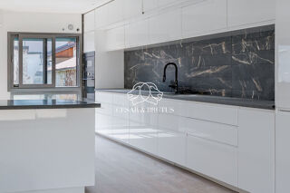  Maison  vendre 7 pices 220 m