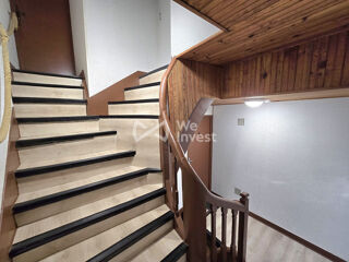  Immeuble � vendre 733 m�