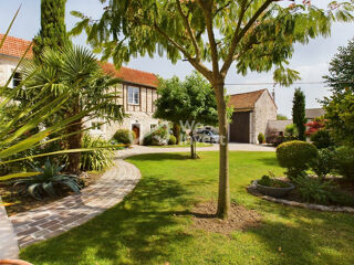  Maison � vendre 9 pi�ces 294 m�