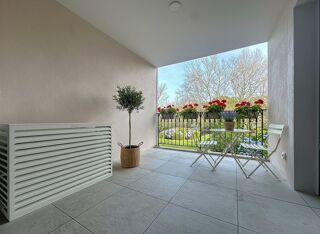Appartement 4 pièces 89 m² · à Flassans-sur-Issole · 89 m² · 299 000 €