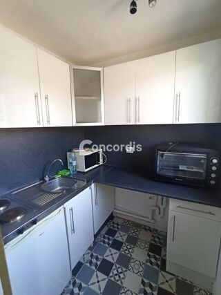  Appartement à louer 1 pièce 32 m²