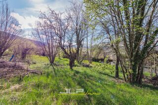  Terrain à vendre 679 m²