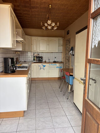  Maison � vendre 14 pi�ces 330 m�