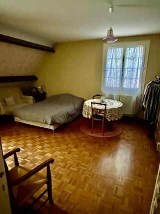  Maison  vendre 9 pices 223 m