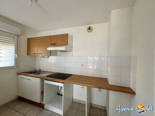  Appartement à louer 3 pièces 65 m²
