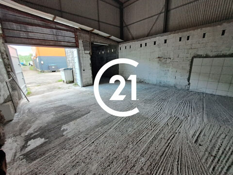   LE LAMENTIN - Dépôt + Bureaux - 289 m² 