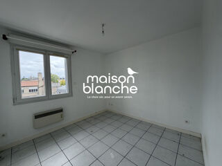  Appartement à louer 2 pièces 48 m²
