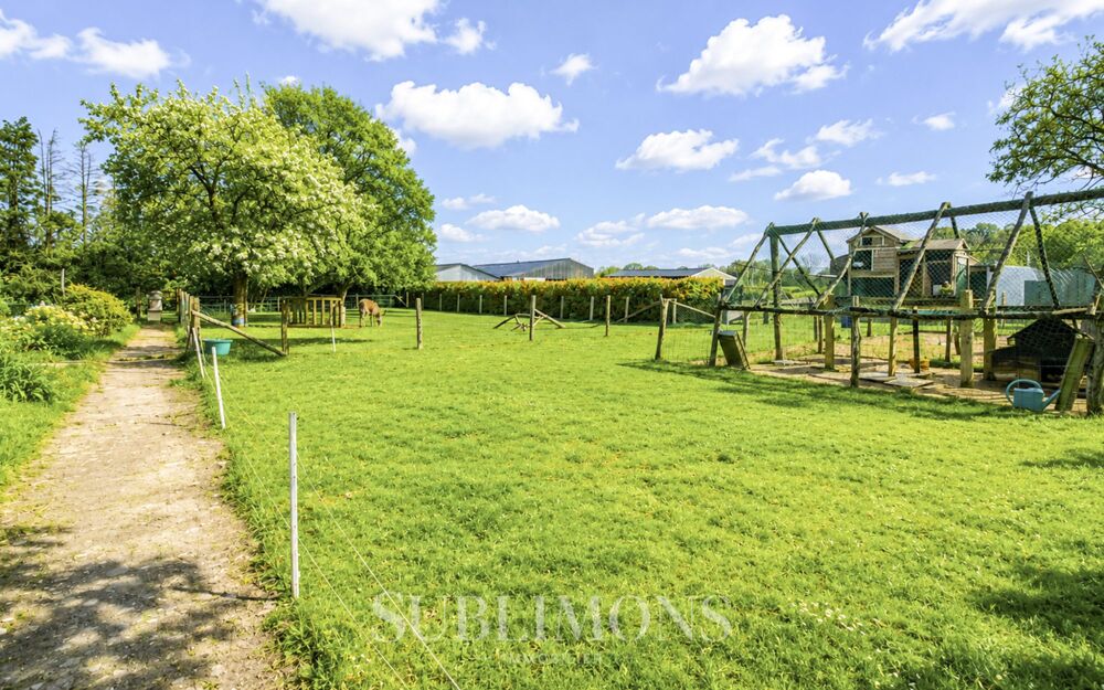 Exclusivité Maison de campagne avec grand terrain entièrement