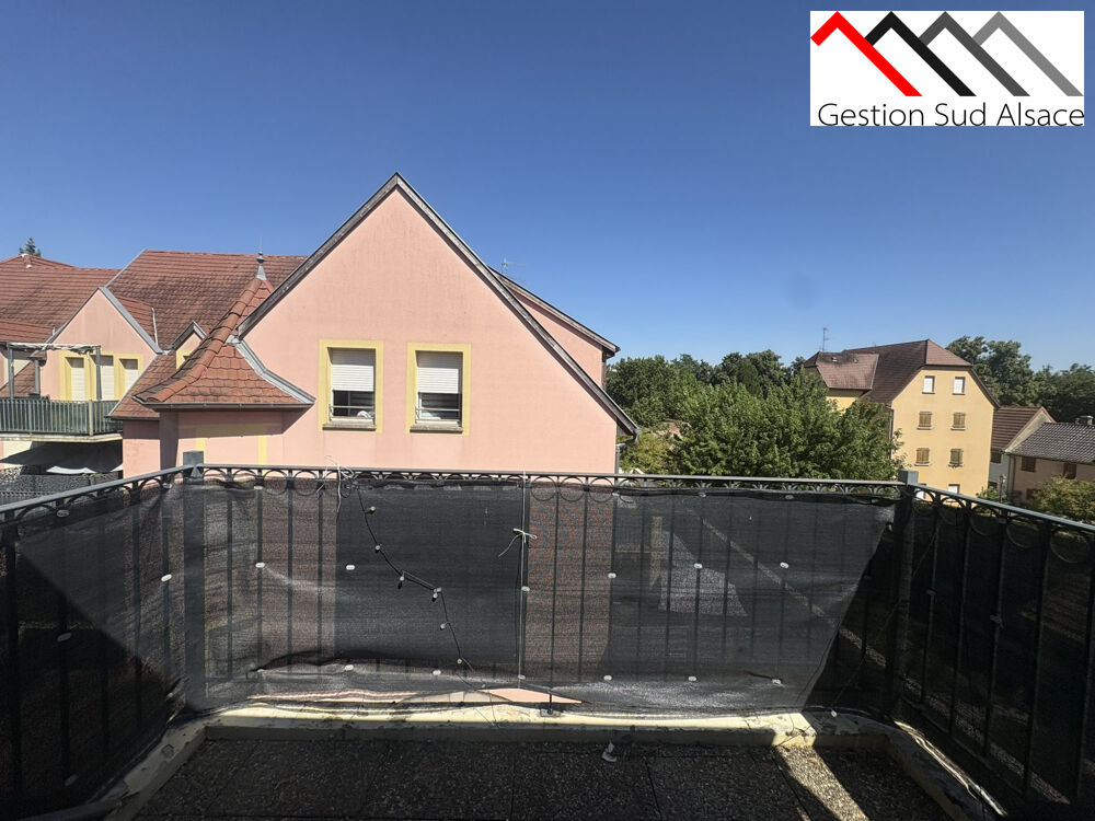 ENSISHEIM, JOLI DUPLEX 3 PIECES DE 66 M2, AU DERNIER ETAGE AVEC