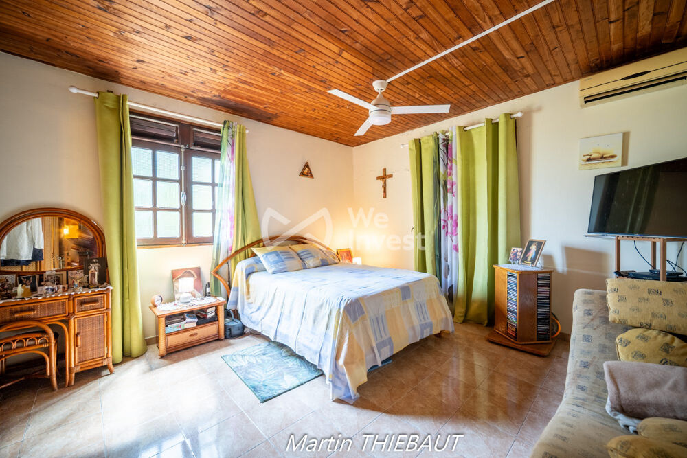 Vente Maison Au Marin, maison sur deux niveaux avec possibilité d'aménage Le marin