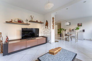  Appartement  vendre 5 pices 83 m Lyon