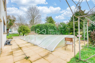  Maison à vendre 10 pièces 270 m²