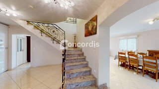  Maison � vendre 5 pi�ces 192 m�