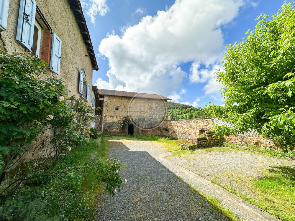 Maison 3 pièces 104 m² · à Aveize · 104 m² · 213 000 €