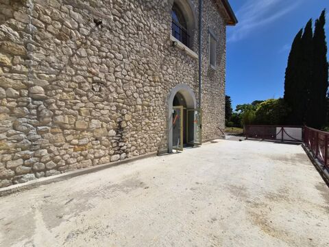   LOCAL COMMERCIAL 120 m² – IDÉAL RESTAURANT, TRAITEUR – 171 