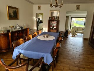  Maison  vendre 10 pices 180 m