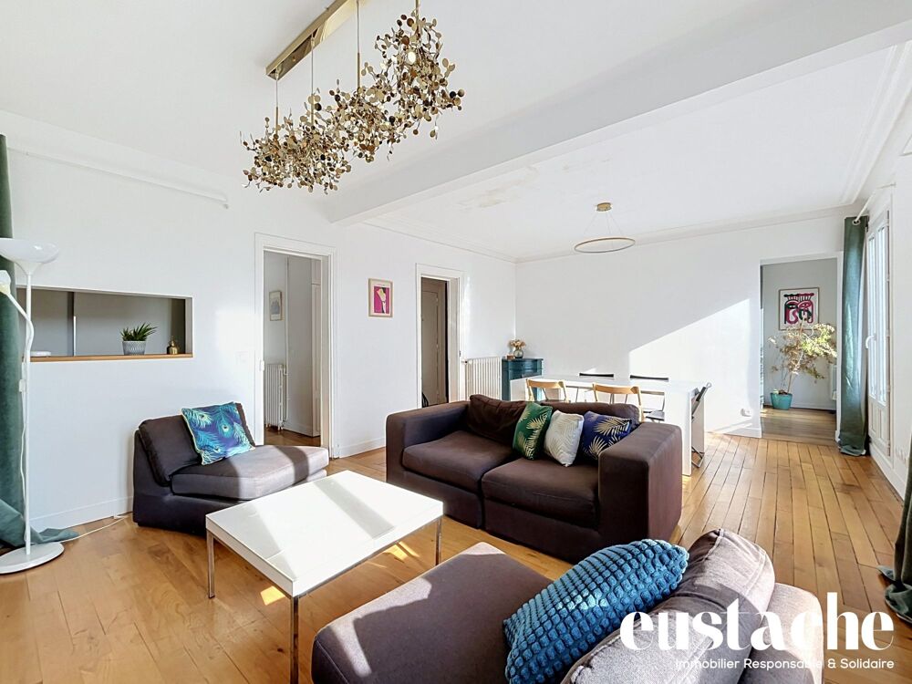 Location Appartement Magnifique appartement traversant de 78,59 m² au 5ème étage a Paris 18