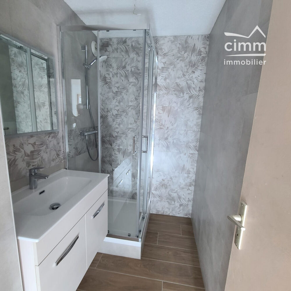 Location Appartement A LOUER T1 BIS AVEC TERRASSE Sallanches