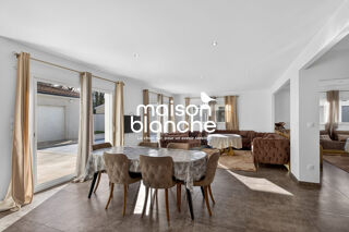  Maison à vendre 6 pièces 183 m²