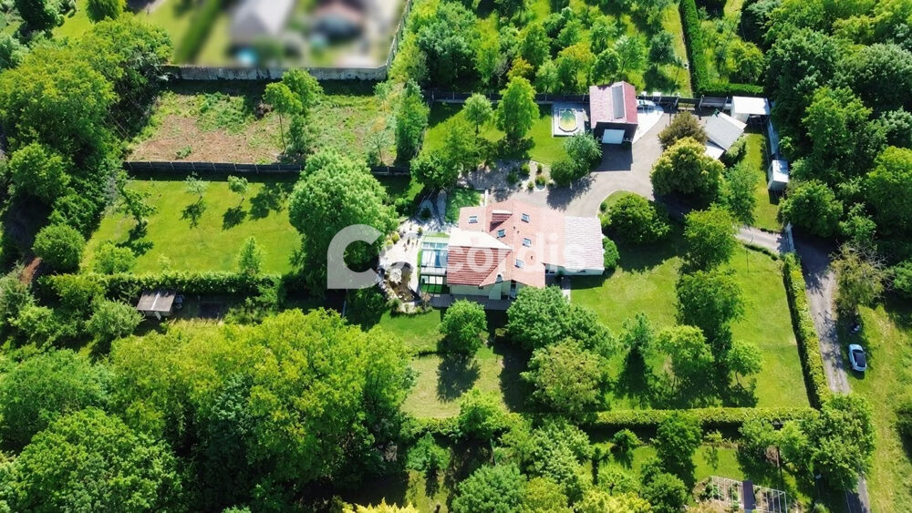 Vente Maison Maison 220 m² sur terrain constructible de 5 550 m² Toul