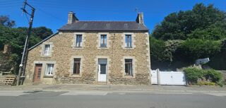 Vente Maison CALLAC - MAISON EN PIERRE DE 130 M² AVEC VIE DE PLAIN-PIED ET D Callac