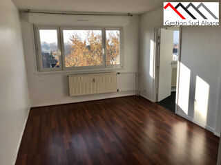  Appartement à louer 2 pièces 50 m²