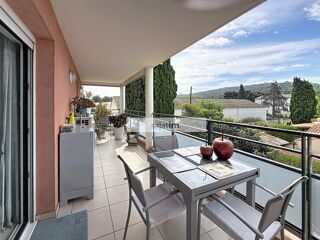 Vente Appartement SANARY très beau T3 en excellent état Sanary-sur-mer
