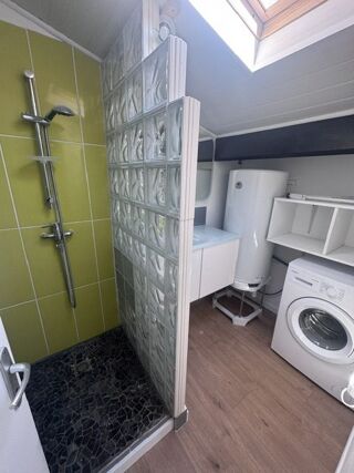  Appartement à louer 3 pièces 50 m²